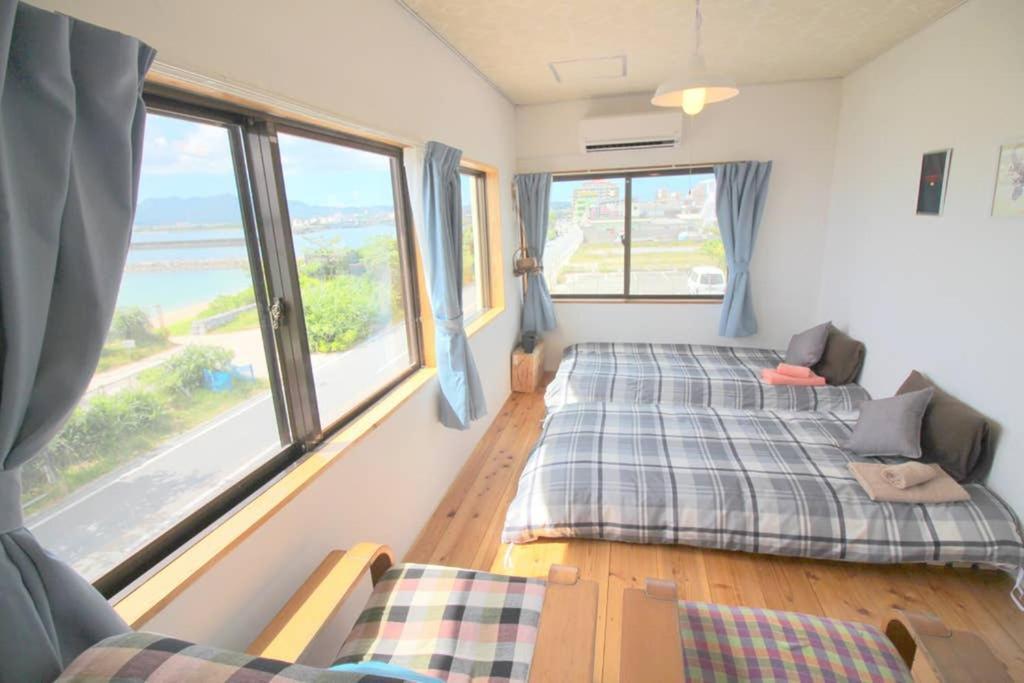 Beach side hotel YAMORIYANONIKAI J29 Nago Exterior foto